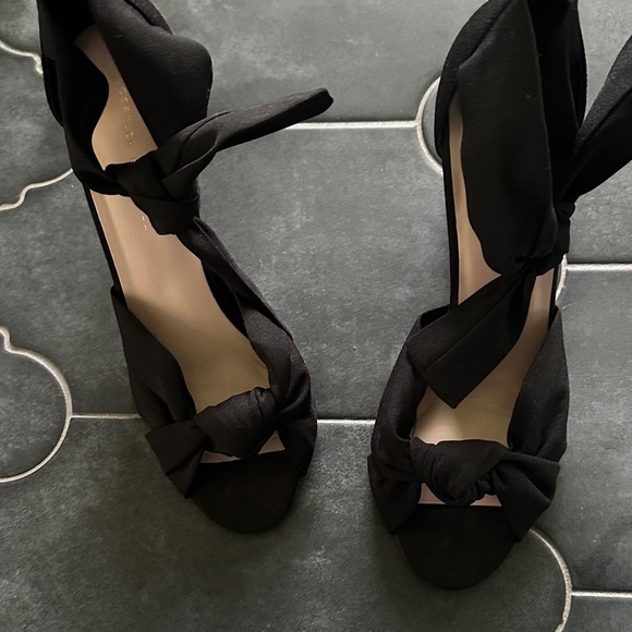Loeffler Randall Black Bow Heels - Picture 2 of 5
